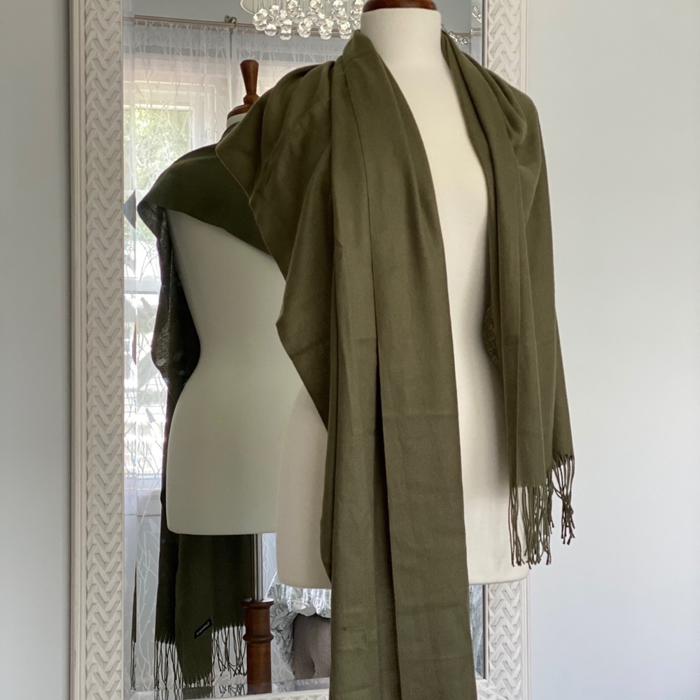 Cashmere Hunter Green Shawl Scarf